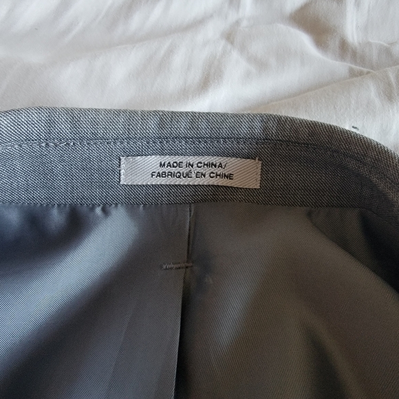 Express Photographer Fitted Suit Mens 42R Jacket 36W x 29.5L Flat Front Pants - Picture 9 of 16